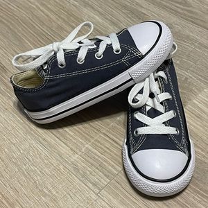 Converse Toddler Size 9 - NWOB
